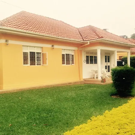 Corinya Serviced Apartments Entebbe Exterior photo