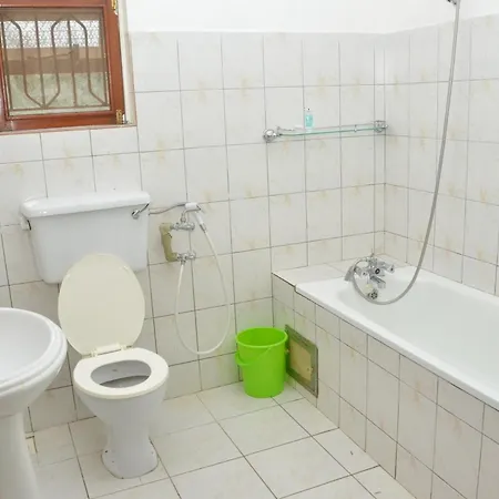 Corinya Serviced Apartments Entebbe Room photo